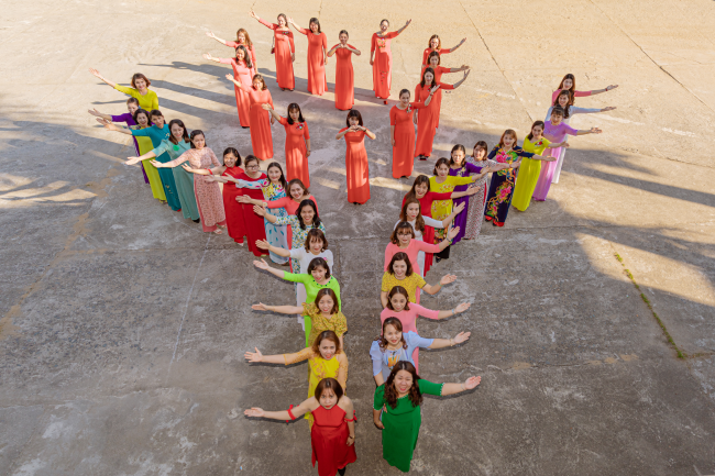 Tuần lễ áo dài